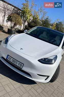 Внедорожник / Кроссовер Tesla Model Y 2024 в 