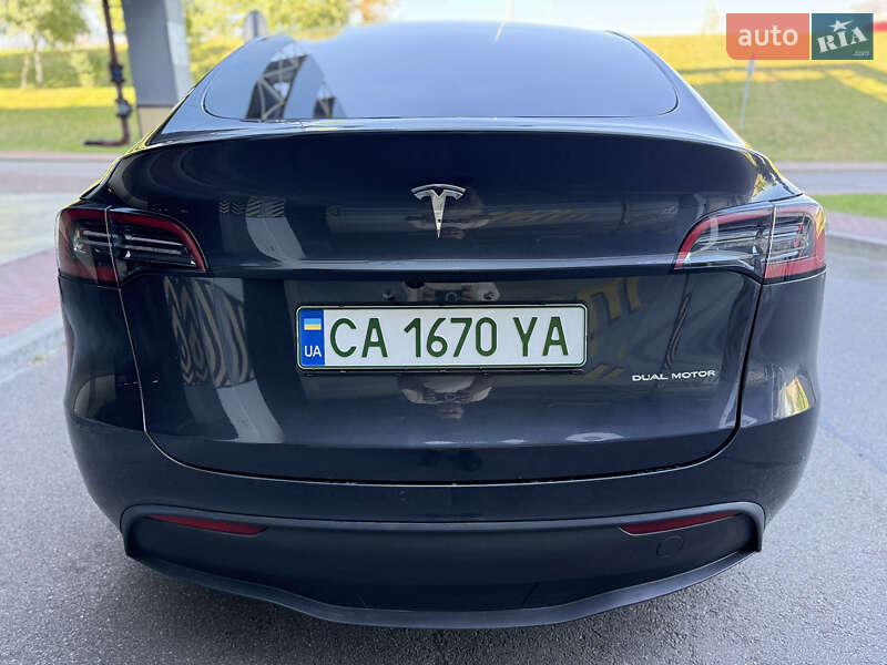 Внедорожник / Кроссовер Tesla Model Y 2024 в Киеве