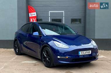 Позашляховик / Кросовер Tesla Model Y 2021 в 