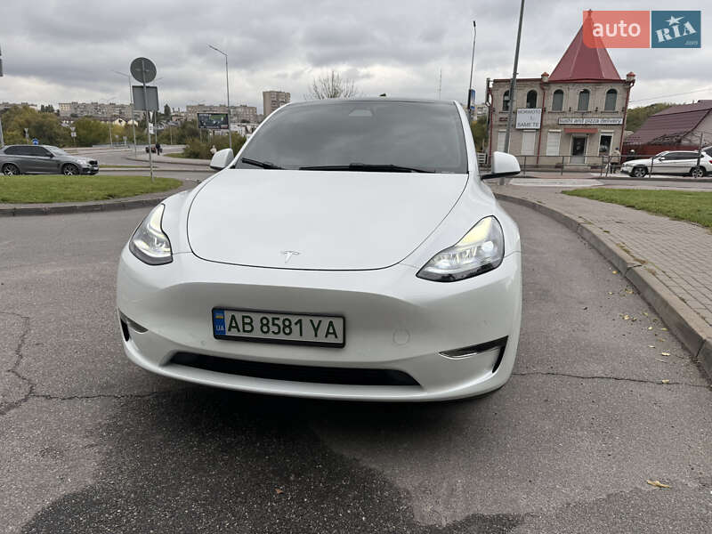 Позашляховик / Кросовер Tesla Model Y 2022 в Вінниці фото 2 Позашляховик / Кросовер Tesla Model Y 2022 в Вінниці