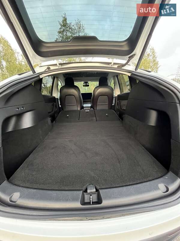 Внедорожник / Кроссовер Tesla Model Y 2021 в Макарове фото 17 Внедорожник / Кроссовер Tesla Model Y 2021 в Макарове