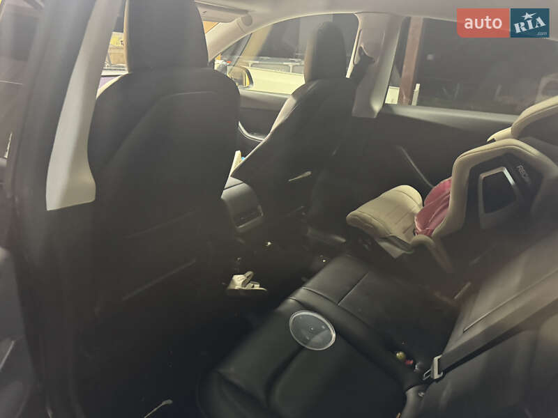 Позашляховик / Кросовер Tesla Model Y 2022 в Хмельницькому