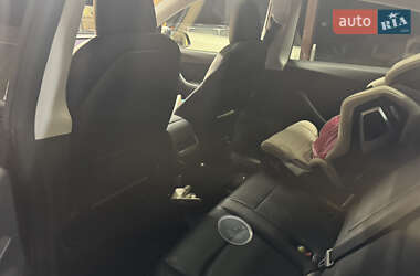 Позашляховик / Кросовер Tesla Model Y 2022 в 
