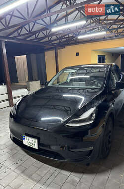 Позашляховик / Кросовер Tesla Model Y 2022 в 