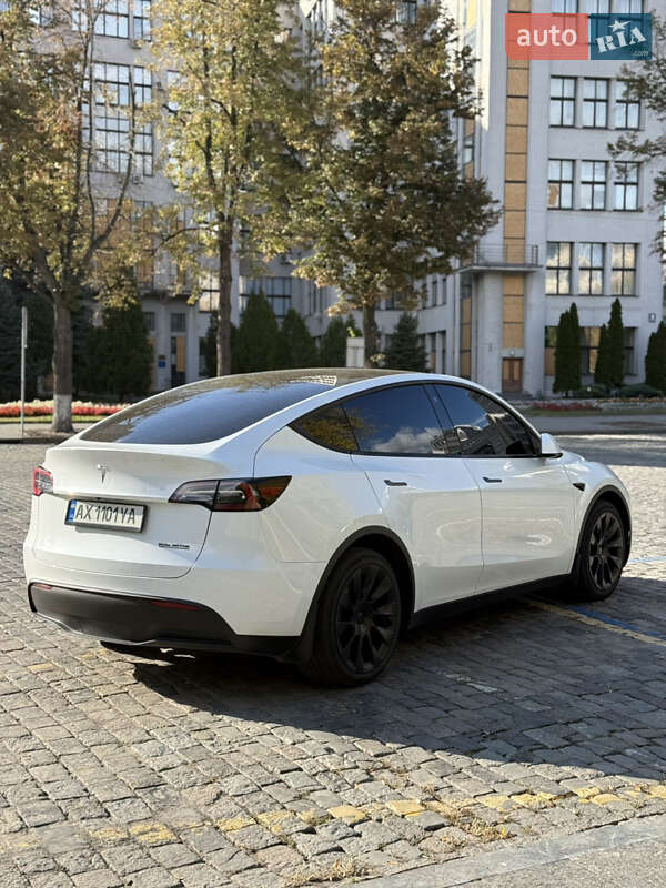 Позашляховик / Кросовер Tesla Model Y 2022 в Харкові