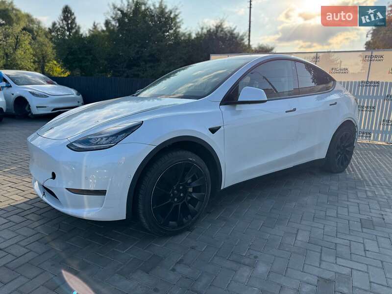 Позашляховик / Кросовер Tesla Model Y 2020 в Луцьку