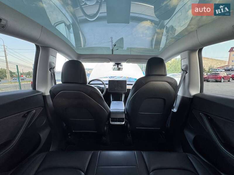 Позашляховик / Кросовер Tesla Model Y 2020 в Луцьку