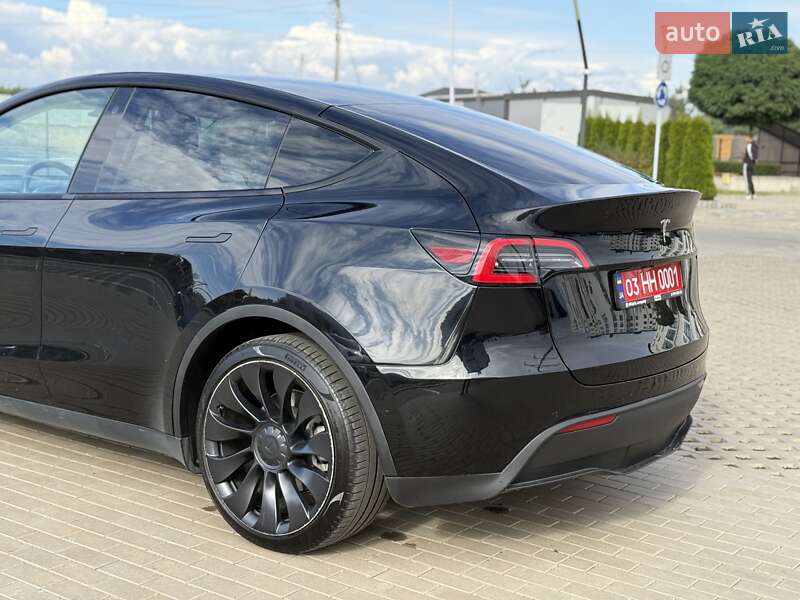 Внедорожник / Кроссовер Tesla Model Y 2022 в Луцке