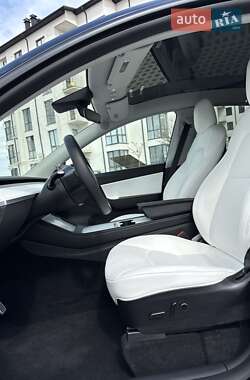 Внедорожник / Кроссовер Tesla Model Y 2022 в 