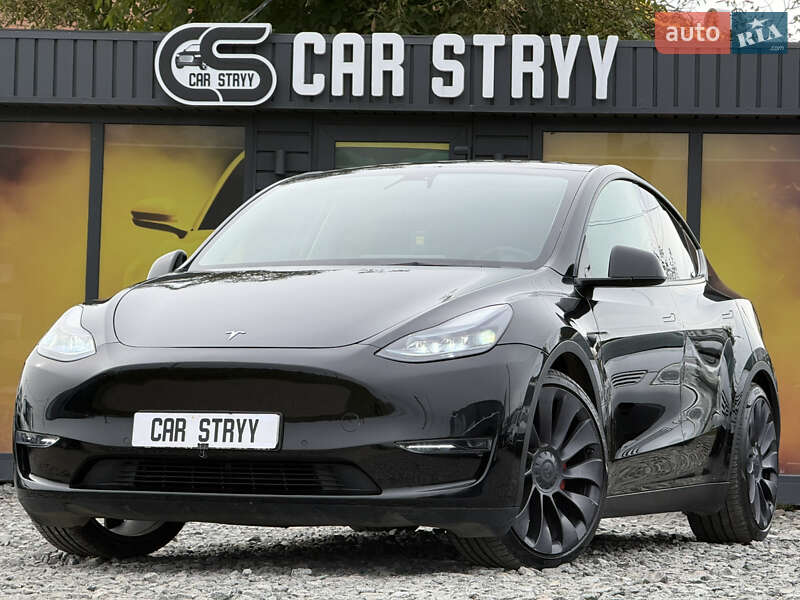 Позашляховик / Кросовер Tesla Model Y 2021 в Стрию