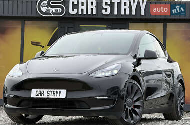 Позашляховик / Кросовер Tesla Model Y 2021 в 
