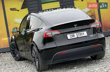 Позашляховик / Кросовер Tesla Model Y 2021 в 