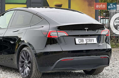Позашляховик / Кросовер Tesla Model Y 2021 в 