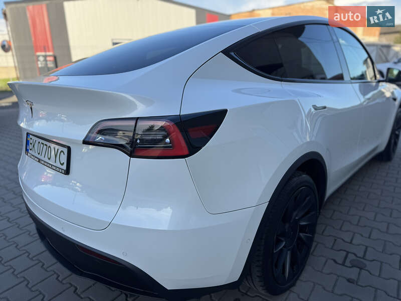 Позашляховик / Кросовер Tesla Model Y 2020 в Луцьку