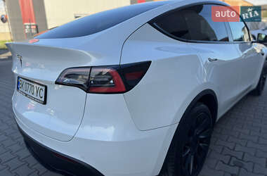 Внедорожник / Кроссовер Tesla Model Y 2020 в 