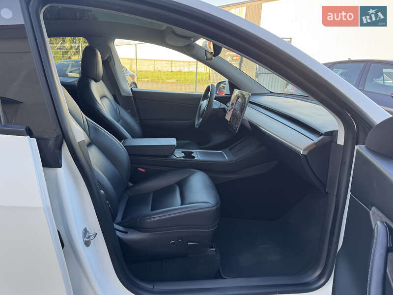 Позашляховик / Кросовер Tesla Model Y 2020 в Луцьку