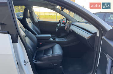 Внедорожник / Кроссовер Tesla Model Y 2020 в 