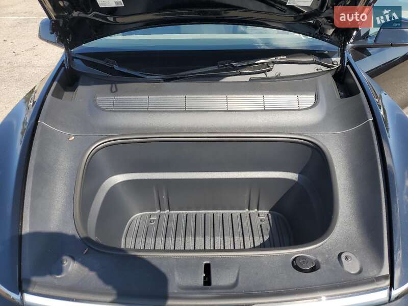 Внедорожник / Кроссовер Tesla Model Y 2025 в Киеве фото 10 Внедорожник / Кроссовер Tesla Model Y 2025 в Киеве