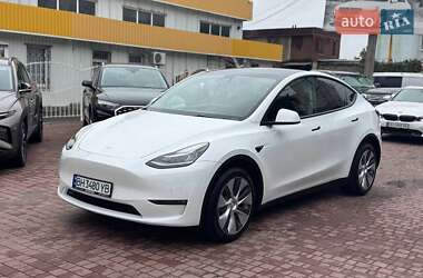 Позашляховик / Кросовер Tesla Model Y 2021 в 