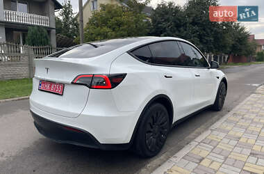 Внедорожник / Кроссовер Tesla Model Y 2023 в 
