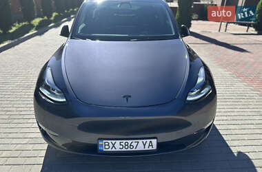 Внедорожник / Кроссовер Tesla Model Y 2021 в 