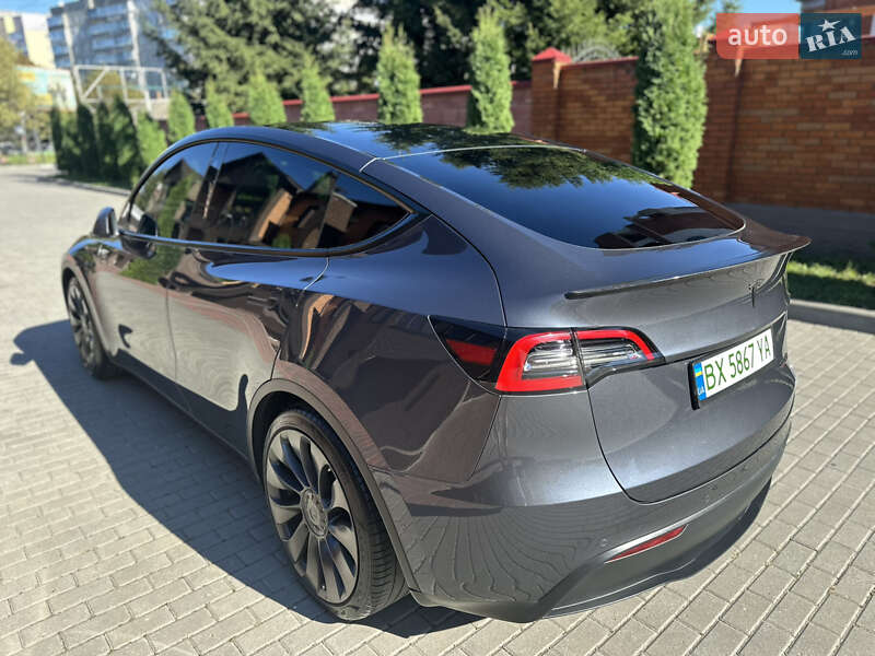 Позашляховик / Кросовер Tesla Model Y 2021 в Хмельницькому