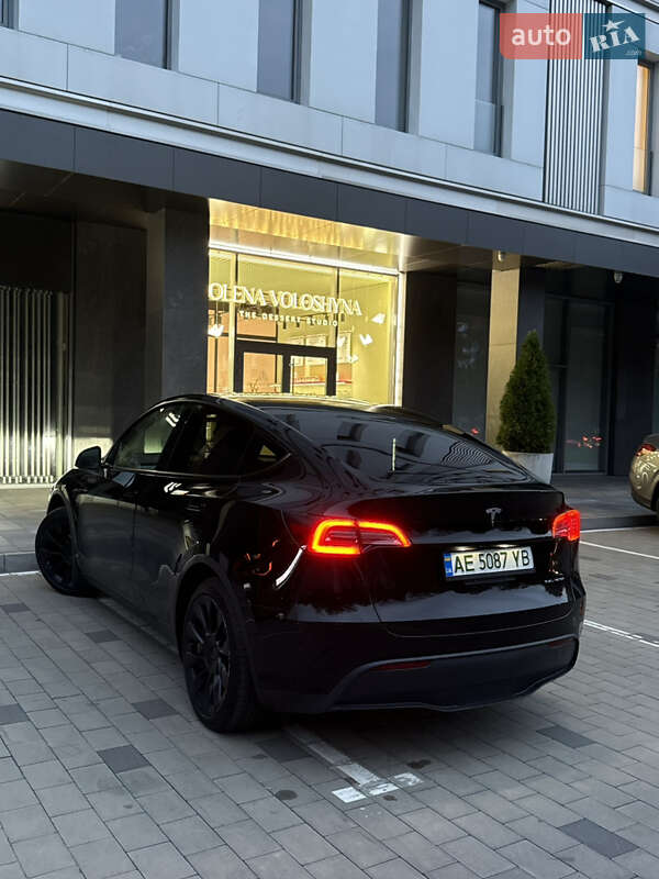 Внедорожник / Кроссовер Tesla Model Y 2021 в Днепре