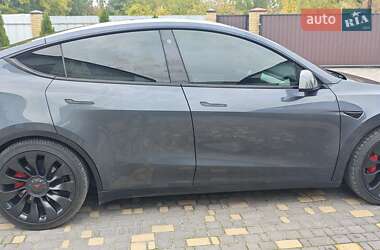 Позашляховик / Кросовер Tesla Model Y 2022 в 