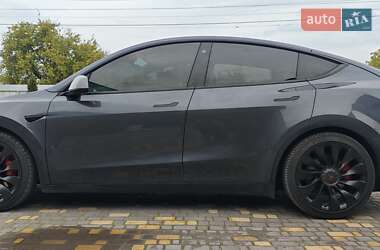 Позашляховик / Кросовер Tesla Model Y 2022 в 