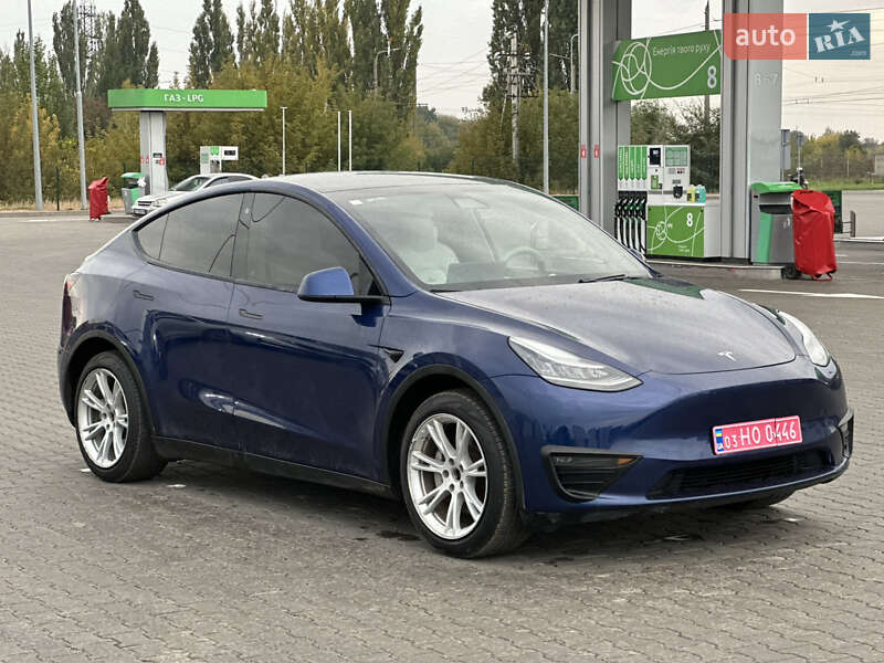 Позашляховик / Кросовер Tesla Model Y 2020 в 