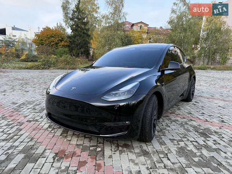 Позашляховик / Кросовер Tesla Model Y 2023 в Харкові