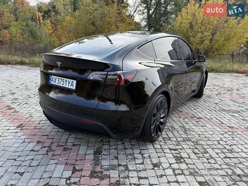 Позашляховик / Кросовер Tesla Model Y 2023 в Харкові