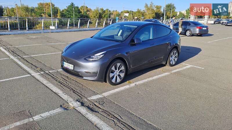 Позашляховик / Кросовер Tesla Model Y 2020 в Києві