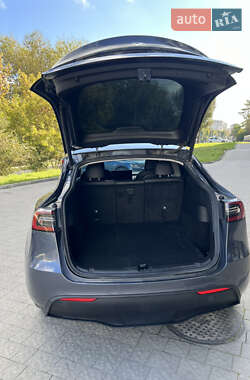 Внедорожник / Кроссовер Tesla Model Y 2021 в 