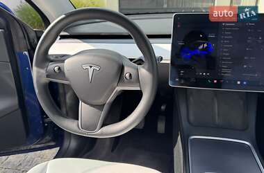 Позашляховик / Кросовер Tesla Model Y 2021 в 