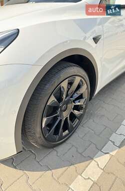 Внедорожник / Кроссовер Tesla Model Y 2022 в 