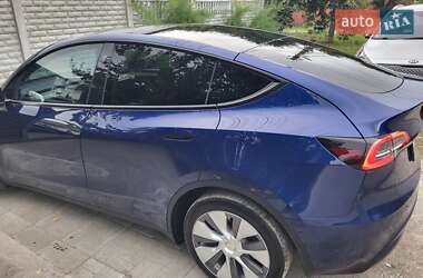 Позашляховик / Кросовер Tesla Model Y 2022 в  фото 7 Позашляховик / Кросовер Tesla Model Y 2022 в