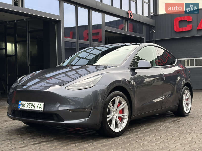 Позашляховик / Кросовер Tesla Model Y 2020 в Рівному
