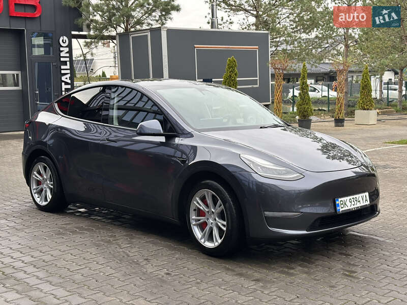 Позашляховик / Кросовер Tesla Model Y 2020 в Рівному