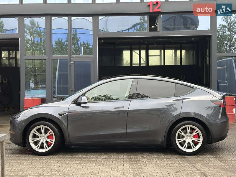 Позашляховик / Кросовер Tesla Model Y 2020 в Рівному