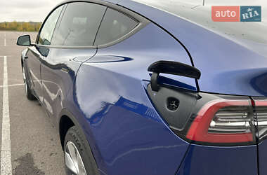 Внедорожник / Кроссовер Tesla Model Y 2023 в 