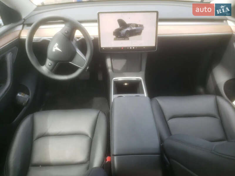 Позашляховик / Кросовер Tesla Model Y 2024 в Хмельницькому фото 10 Позашляховик / Кросовер Tesla Model Y 2024 в Хмельницькому