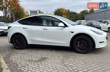 Внедорожник / Кроссовер Tesla Model Y 2023 в 