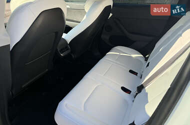 Внедорожник / Кроссовер Tesla Model Y 2022 в 