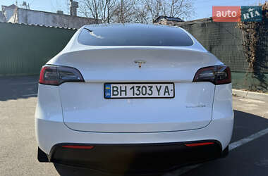 Внедорожник / Кроссовер Tesla Model Y 2022 в 