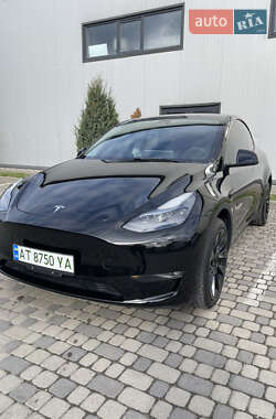 Позашляховик / Кросовер Tesla Model Y 2022 в 