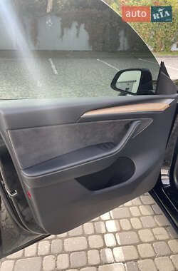 Позашляховик / Кросовер Tesla Model Y 2022 в 