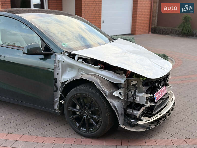 Внедорожник / Кроссовер Tesla Model Y 2022 в Луцке