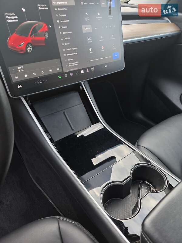 Позашляховик / Кросовер Tesla Model Y 2020 в Львові