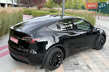 Позашляховик / Кросовер Tesla Model Y 2023 в 